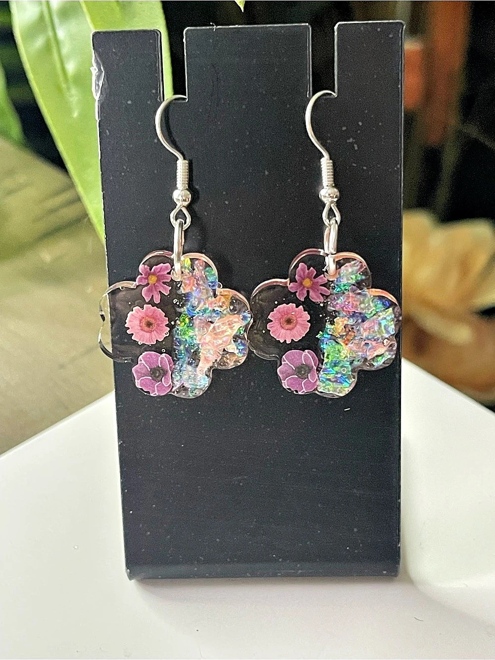 Floral Dangle Earrings in Pink & Multicolor